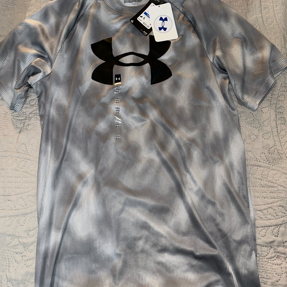 Under Armour YL Gray Shirt